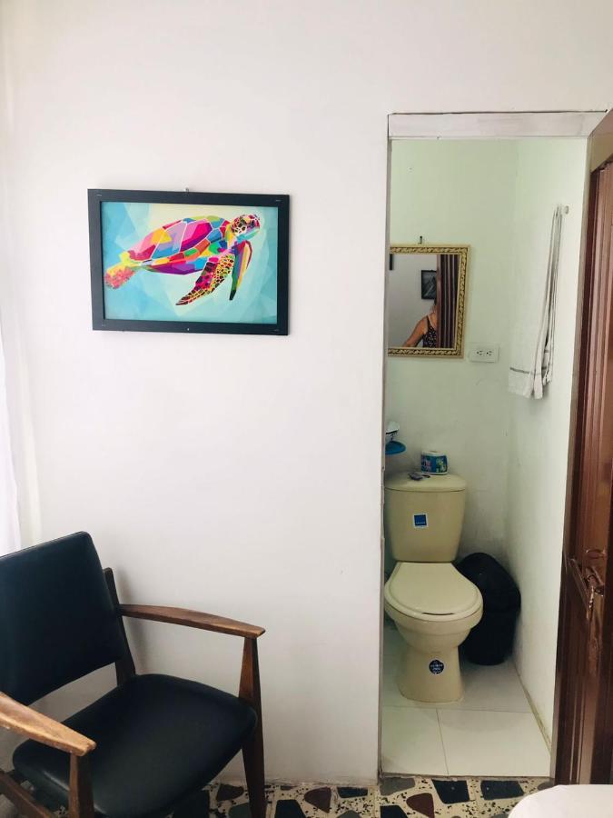 פריירה Hostal La 18 מראה חיצוני תמונה