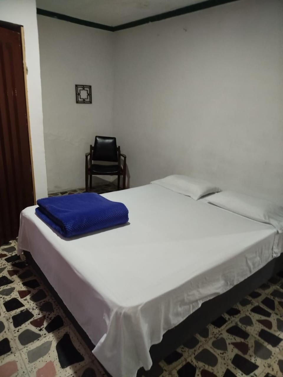 פריירה Hostal La 18 מראה חיצוני תמונה